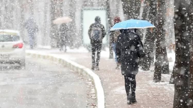 İstanbul'a kar yağışı için tarih verildi! Bahardan kalma son günlerin tadını çıkarın 9